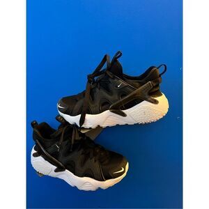 Nike Air Huarache Craft Black White (Women's) DQ8031-001 Size 8